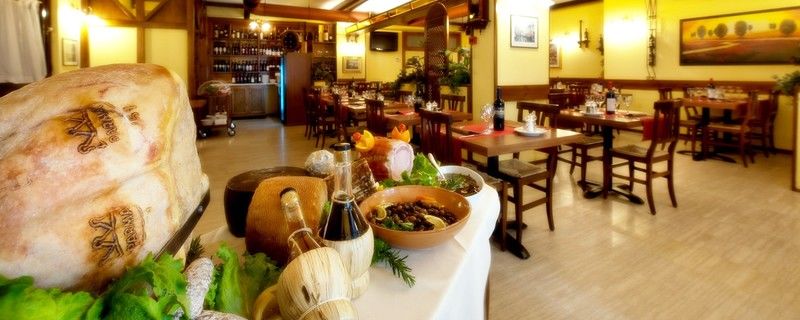 Hotel Ristorante Tre Leoni Σόμα Λομπάρντο Εξωτερικό φωτογραφία
